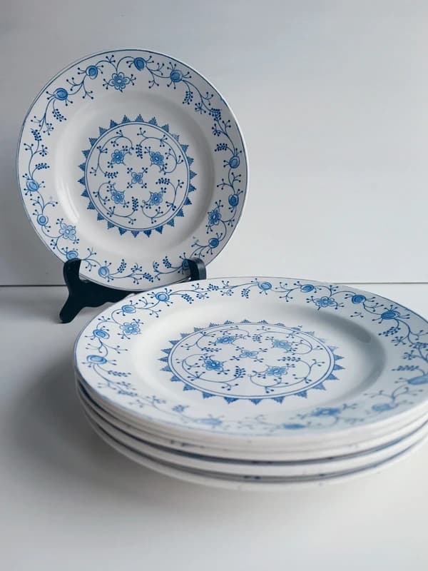Lot de 6 assiettes à dessert Boch Meissen