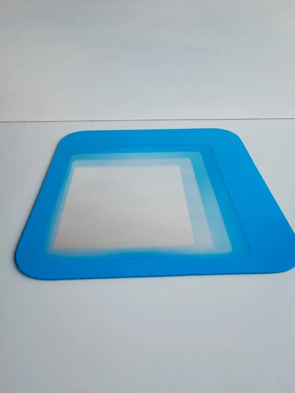 Miroir IKEA Hylkje bleu style Memphis