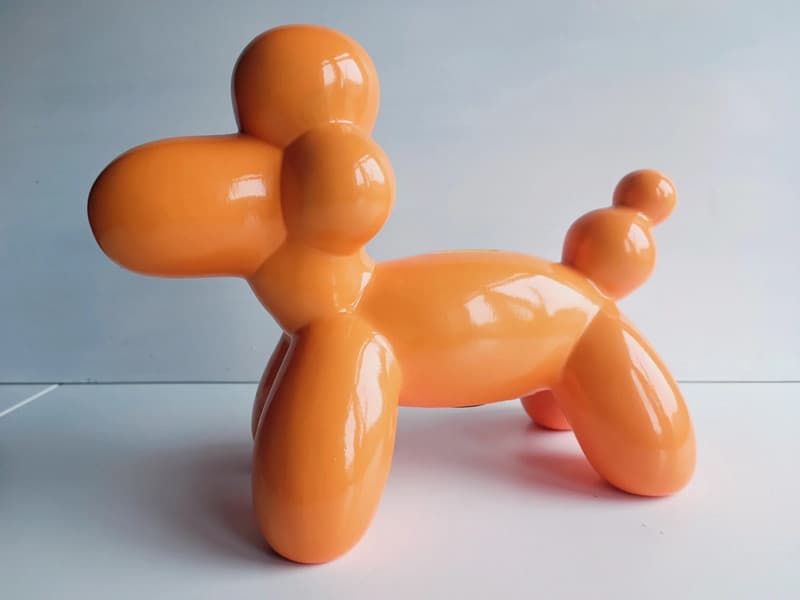 Tirelire chien ballon orange de J Line